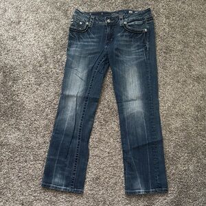 Women’s miss me capri jeans